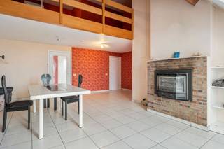 Le moyen le plus rapide pour visiter cet appartement ? Demandez votre visite via le bouton rouge de notre site Web (www.dewaele.com) et vous...