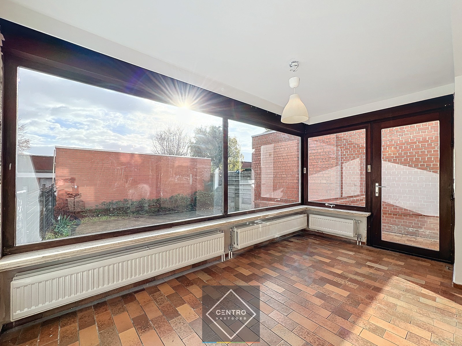 Betaalbaar app. (85m²) met 2 slpks, kelderberging en TERRAS van 50m² ! - photo 2
