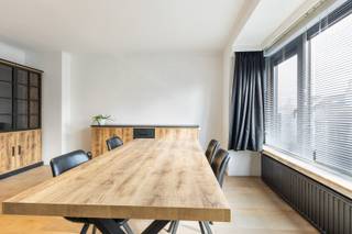 Te koop: lichtrijk appartement met...