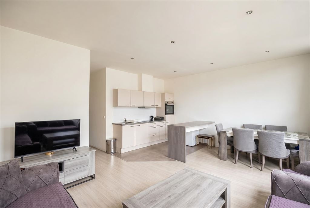 Instapklaar appartement met 2 buitenruimtes - foto 4
