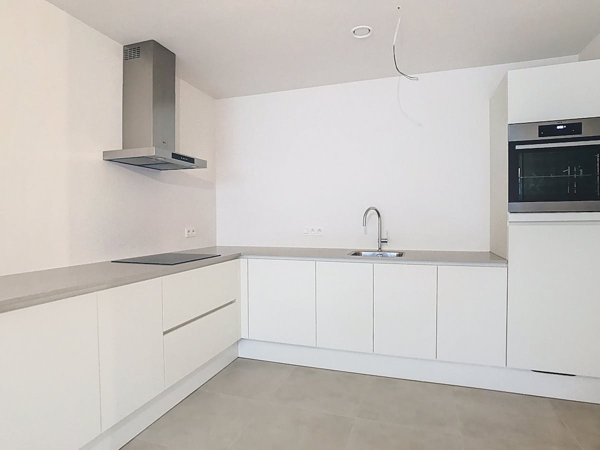 Instapklaar BEN-appartement met 1 slaapkamer en terras - foto 3