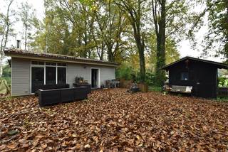 Deze chalet is gelegen op een uiterst rustige locatie, volledig in het groen. Toch is het centrum van Herselt vlakbij, wat ervoor zorgt dat...