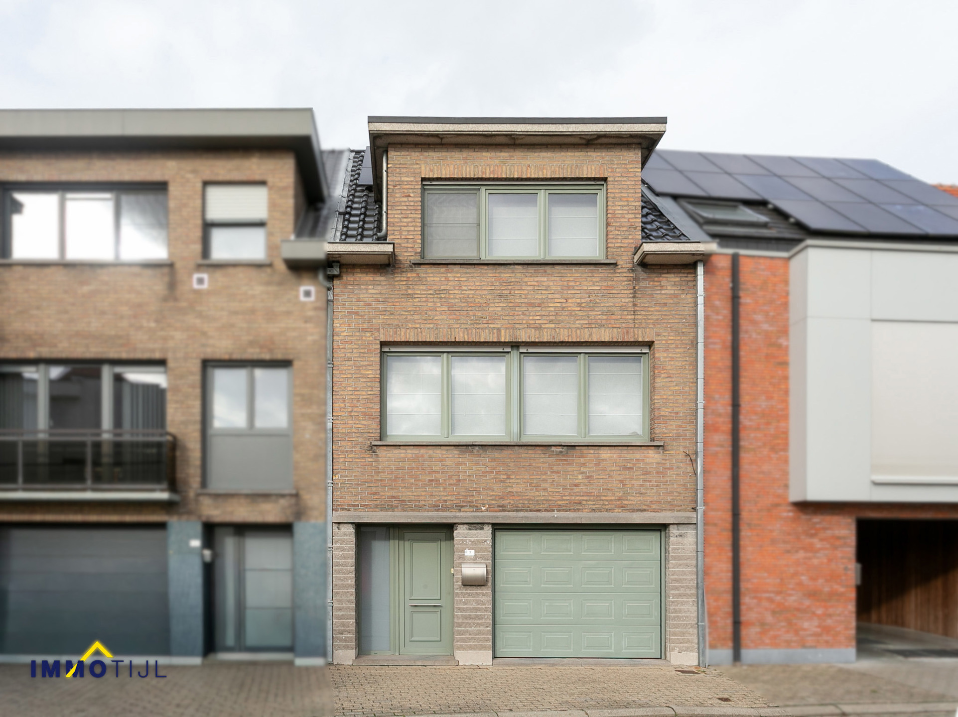Instapklare woning nabij centrum met garage! - foto 1