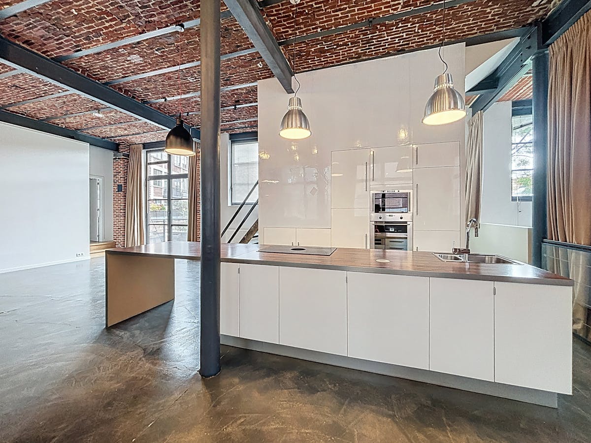 Spacious open loft for rent in Koekelberg - photo 4