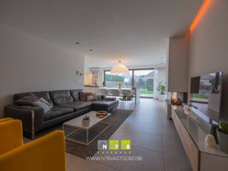 <span><strong>VOLLEDIG INSTAPKLARE VRIJSTAANDE WONING MET 4 SLAAPKAMERS OP EEN PERCEEL VAN 07A08CA TE DILSEN-STOKKEM <br /><br />TROEVEN<br /></strong>- Gelegen in een gezellige en rustige woonwijk dichtbij het centrum van Stokkem.<br />- Energiezuinige woning! EPC-label A! <br />- Elektriciteit is conform. <br />- Volledig instapklaar &amp; hoogwaardig afgewerkt!<br />- Voorzien van moderne technologie: airco, vloerverwarming, alarm, wateralarm in kruipkelder, camerabewaking, videofoon, domotica, 12 zonnepanelen,...<br />- Inpandige garage &amp; volledig omheinde tuin. <br />- Heerlijk buitenleven: vijverpartij, buitensauna met infrarood, verschillende terrassen,...<br /><br /><strong>KRUIPKELDER -01 </strong>(120,00m²). <br /><strong><br />GELIJKVLOERS 00 | VLOERISOLATIE &amp; VLOERVERWARMING<br /></strong>- Inkomhal (1,30m x 2,80m = 3,64m²): tegelvloer. <br />- Traphal (2,00m x 2,90m = 5,80m²): betonnen trap in massief eik voorzien van wandverlichting naar verdieping 1, ingebouwde garderobe, trapberging, tegelvloer. <br />- Leefruimte (4,30m x 4,50m = 19,35m²): pivoterende glazen deur, gashaard met tv-meubel, veel natuurlijk lichtinval dankzij groot raampartij, tegelvloer. </span><br /><span>- Keuken (7,30m x 4,00m = 29,20m²): geïnstalleerde ruime keuken met combi-oven, heteluchtoven, koelkast, keramische kookplaat, dampkap, lades; spoeleiland met spoelbak, vaatwasser &amp; gekoppelde tafel voor 6 tot 8 personen; groot schuifraam naar het terras, airco, tegelvloer. </span><br /><span>- Toilet (2,15m x 0,90m = 1,94m²): hangtoilet, inbouwkast voor toebehoren, spoelbakje,tegelvloer. </span><br /><span>- Berging (5,00m x 2,25m = 11,25m²): inbouwkasten, lavabo (osmosesystem), aansluiting wasmachine/droogkast, ingebouwde waskoker, tegelvloer.</span><br /><span>- Inpandige garage + bergruimte <strong> </strong>(5,10m x 3,50m) + (2,40m x 2,60m) = 24,09m²): automatische sectionale poort, uitgietbak, technische wand (elektriciteit, gas, alarm,...), ingebouwde collectors water en CV, luik naar kruipkelder, tegelvloer. </span><br /><br /><span><strong>VERDIEPING</strong> <strong>+01 </strong></span><br /><span>- Traphal (2,15m x 1,30m = 2,80m²): betonnen trap in massief eik naar verdieping 2, trap voorzien van wandverlichting, massief eiken vloer. <br />- Bureelruimte (4,20m x 4,70m = 19,74m²): voorzieningen voor TV en internet, massief eiken vloer. <br />- Badkamer (2,45m x 4,60m = 11,27m²): badmeubel met lavabo, kolomkasten,spiegel; ligbad, ruime inloopdouche, waskoker naar onderliggende wasplaats, ingebouwde geluidsinstallatie, tegelvloer. <br />- Toilet (1,00m x 1,30m = 1,30m²): hangtoilet, tegelvloer.<br />- Slaapkamer 1 (3,65m x 3,65m = 13,32m²): voorzieningen voor tv en internet, massief eiken vloer. <br />- Slaapkamer 2 (3,65m x 3,50m = 12,78m²): voorzieningen voor tv en internet, massief eiken vloer. <br />- Slaapkamer 3 (4,00m x 7,30m = 29,20m²): inclusief inloopdressing met kasten, airco, aansluiting TV en internet, groot raam met uitzicht op de tuin, massief eiken vloer. <br /><br /><strong>VERDIEPING</strong> <strong>+02 <br /></strong>- Overloop (1,30m x 6,30m = 8,19m²): glazen balustrade, trap naar verdieping 1, massief eiken vloer. <br />- Cv-ruimte (3,70m x 6,30m = 23,31m²): Cv-installatie op gas, ventilatiesysteem D, rekken voor bergruimte, warm water boiler, chapevloer. <br /></span><span>- Slaapkamer 4 / hobbyruimte (4,00m x 4,70m = 18,80m²): airco, groot dakraam, voorzieningen voor tv en internet, laminaat. </span><br /><span><span><br /></span>Bekijkt u deze advertentie via een aanverwante vastgoedsite, surf dan zeker naar onze website <strong>www.N78vastgoed.be</strong> voor een uitgebreide beschrijving en foto's. <strong>Meer info: +32 (0)89 86 18 88 of info@N78vastgoed.be.</strong></span>