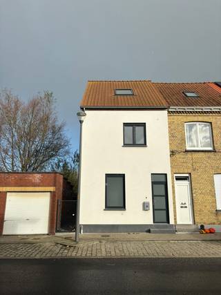 Maison à louer à Furnes