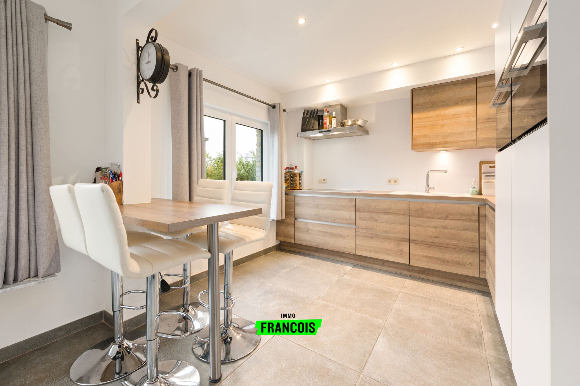 Ruime bel-étage rijwoning op wandelafstand van het centrum te koop in Wenduine - foto 3