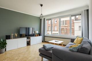 Op zoek naar een rustig maar centraal gelegen stek mét karakter? Dit appartement op de eerste verdieping van een kleinschalig gebouw met 7 eenheden...