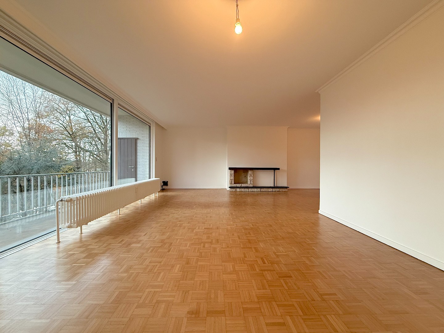 Apartment for rent in Sint-Michiels with 3 bedrooms - photo 3