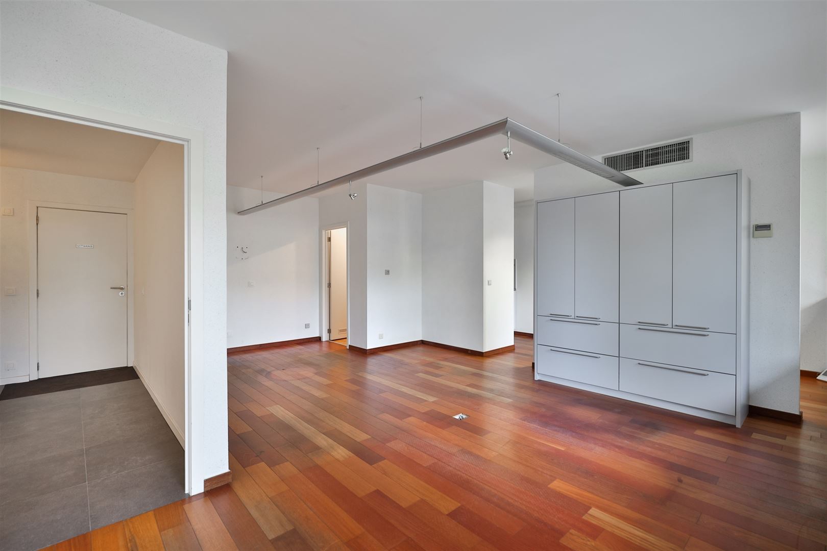 instapklaar kantoor met wachtruimte in centrum Mortsel! - foto 1