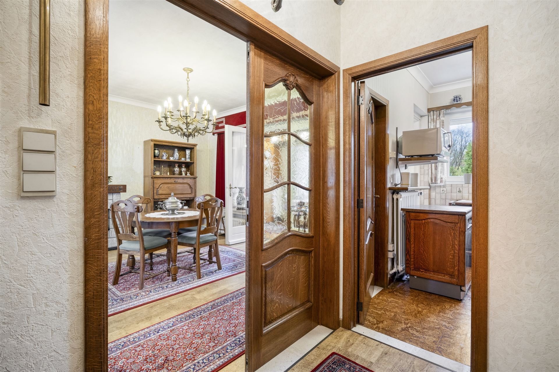 Woning met 3 slaapkamers en garage - foto 4