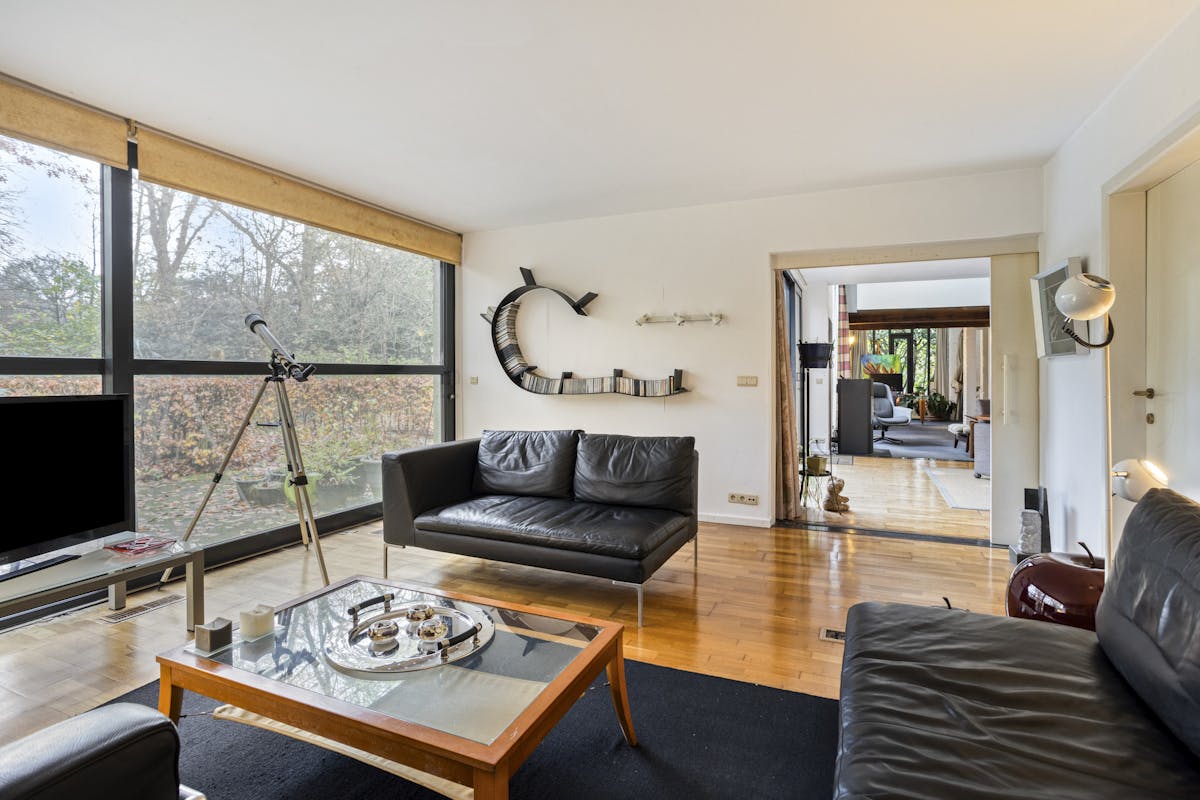 Architectural house by BoB Van Reeth on 2,303m² in Schilde - photo 4