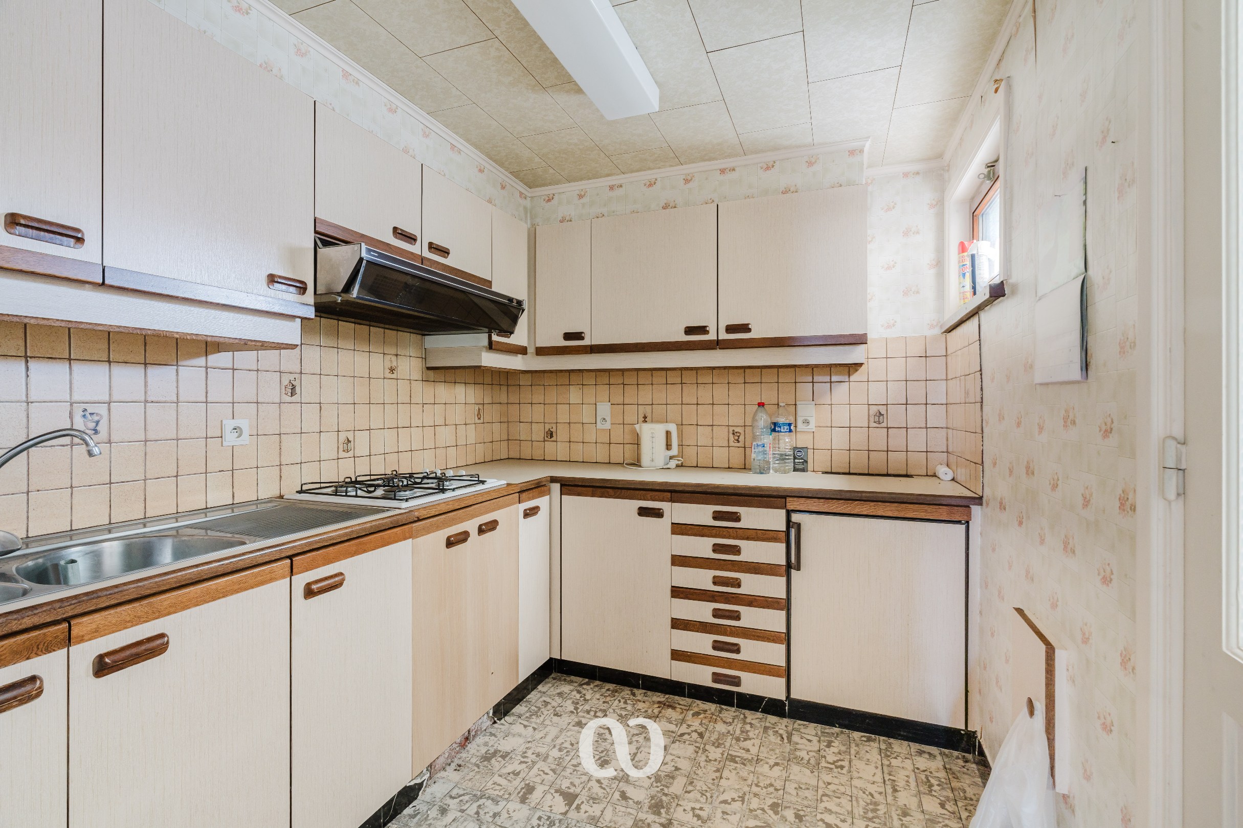 Ruime woning op centrale ligging te Ronse - foto 4