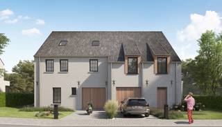 We bouwen deze nieuwe woning in Asse, Den Hul. Je woont er in een rustige, doodlopende straat op wandelafstand van het centrum met winkels, scholen en openbaar vervoer. Via de E40 geniet je van een goede verbinding. Bovendien woon je hier op slechts 30 minuten van Brussel. Deze charmante, halfopen nieuwbouwwoning beschikt over: een inkomhal, een toilet, een ruime woon- en eetkamer met aansluitend een -naar eigen keuze ingerichte- open keuken, een inpandige garage en een mooie tuin. Op de verdieping bevinden zich: 3 slaapkamers, een functionele badkamer, een bureauruimte, een afzonderlijk toilet en een zolder. Je kiest zelf de afwerkingsmaterialen voor keuken, badkamer, vloeren en binnendeuren. Zo kan je jouw nieuwe woning volledig inrichten volgens jouw smaak. Het gebruik van een warmtepomp, in combinatie met vloerverwarming en zonnepanelen zorgt ervoor dat jouw toekomstige energiefactuur onder controle blijft (E10).