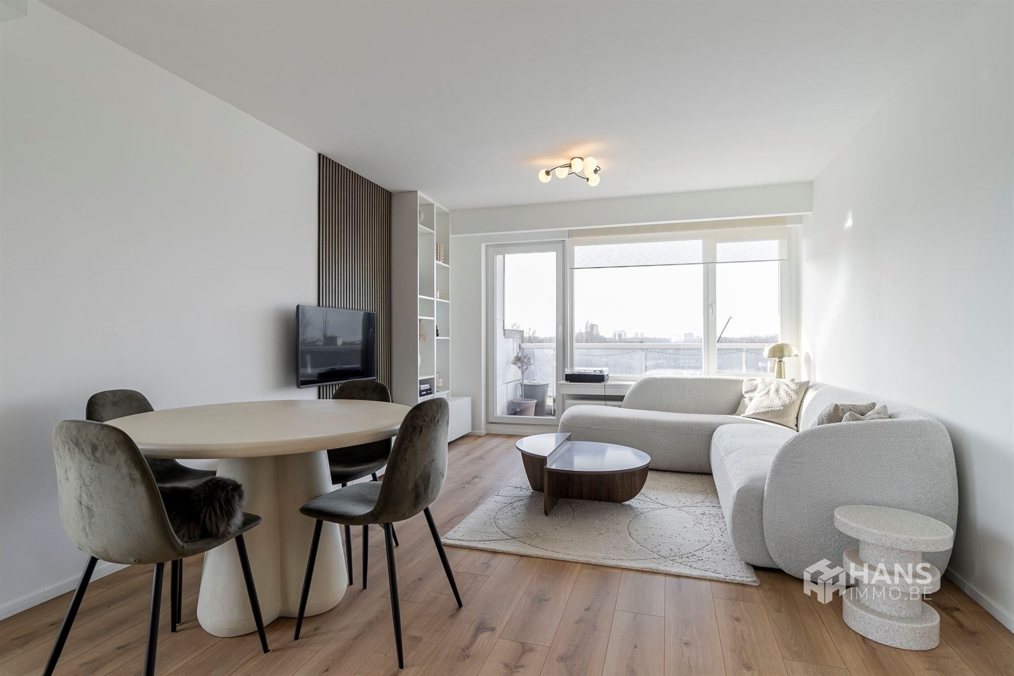 Gerenoveerd appartement (77 m²) in Antwerpen met 2 slaapkamers en 2 terrassen met zicht op het Rivierenhof - foto 2
