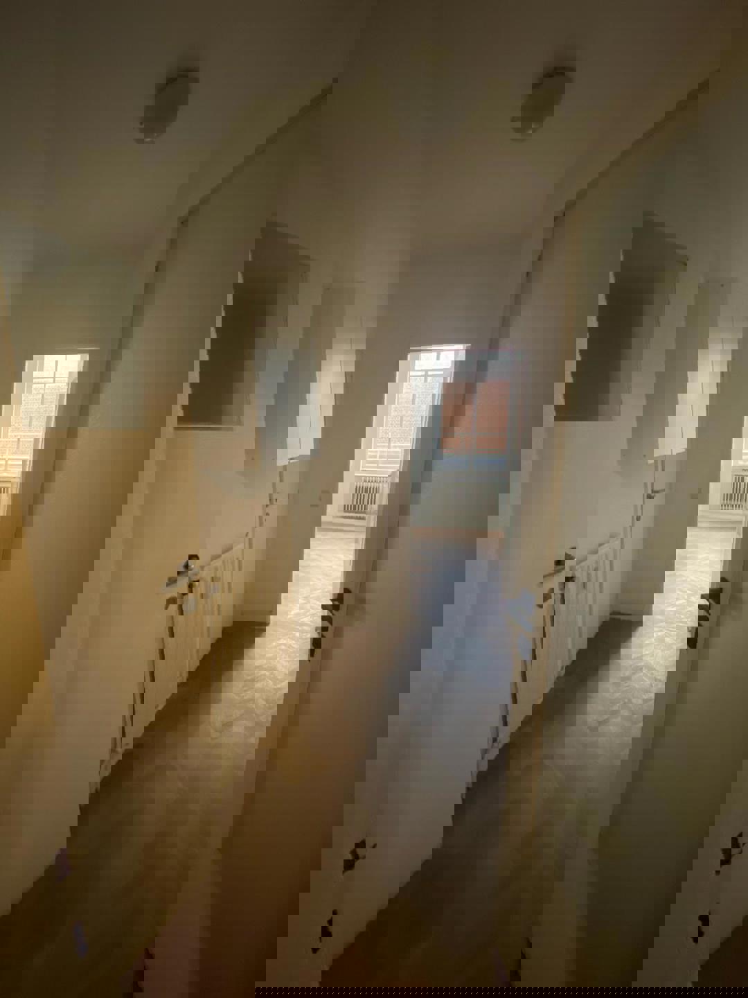 Commercial à louer à Bruxelles - photo 4