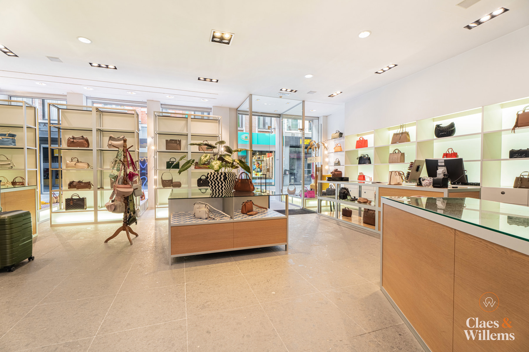 Uitzonderlijk winkelpand te koop in het centrum van Halle - foto 2