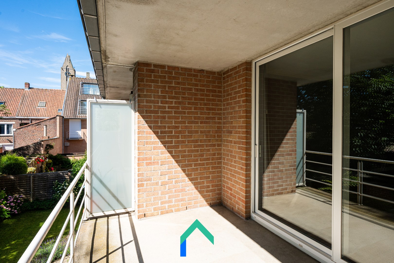 Ruim appartement met terras en garage in centrum Tielt - foto 4