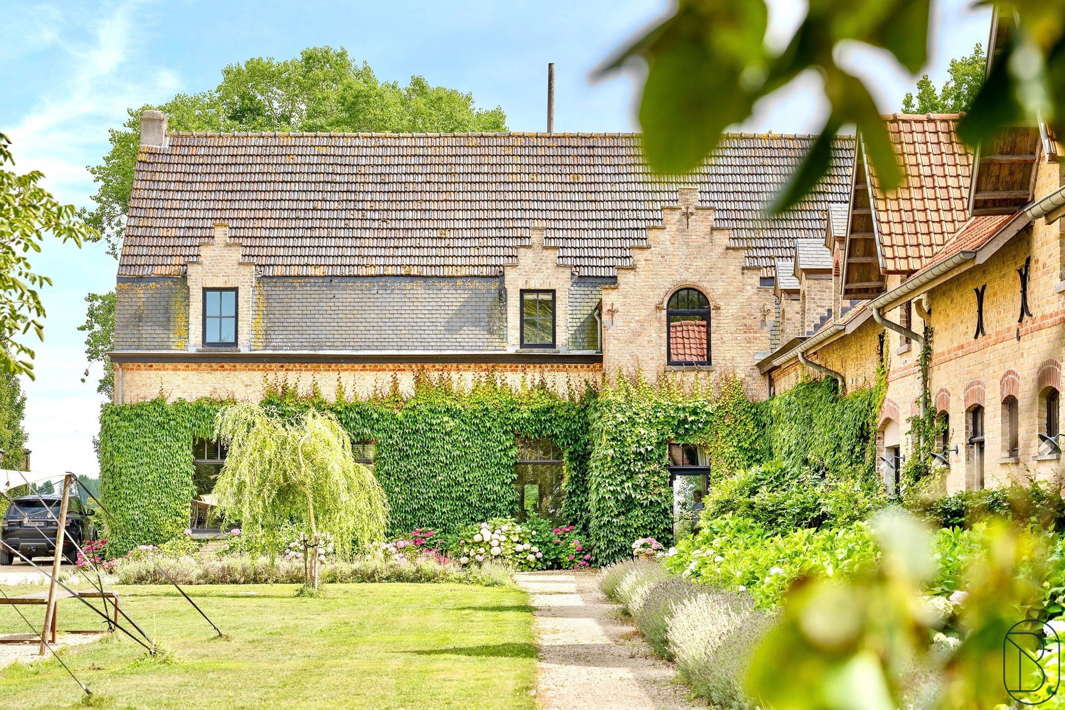 Prachtige herenhoeve "Groot Noordhof" met enorme potentieel. - foto 4