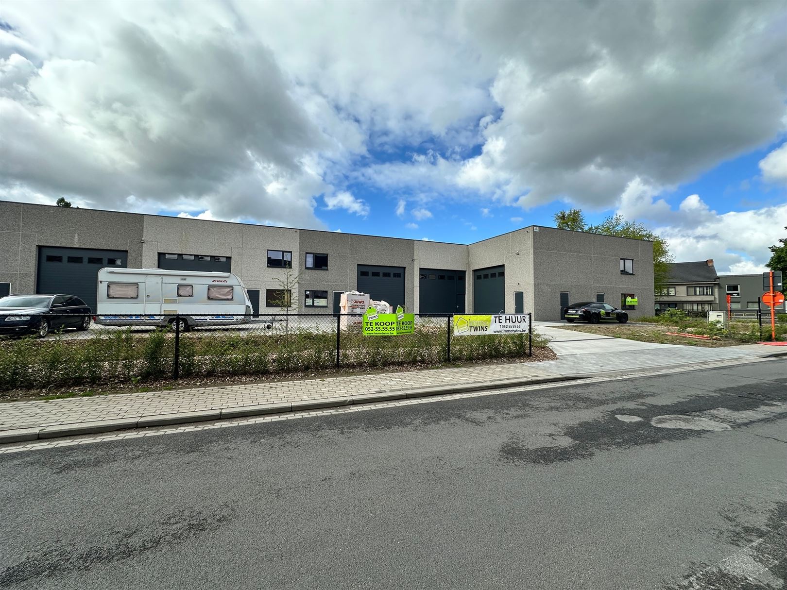 Nieuwbouw magazijn te huur 180 m² te Sint-Gillis-bij-Dendermonde (Unit 9). - foto 5