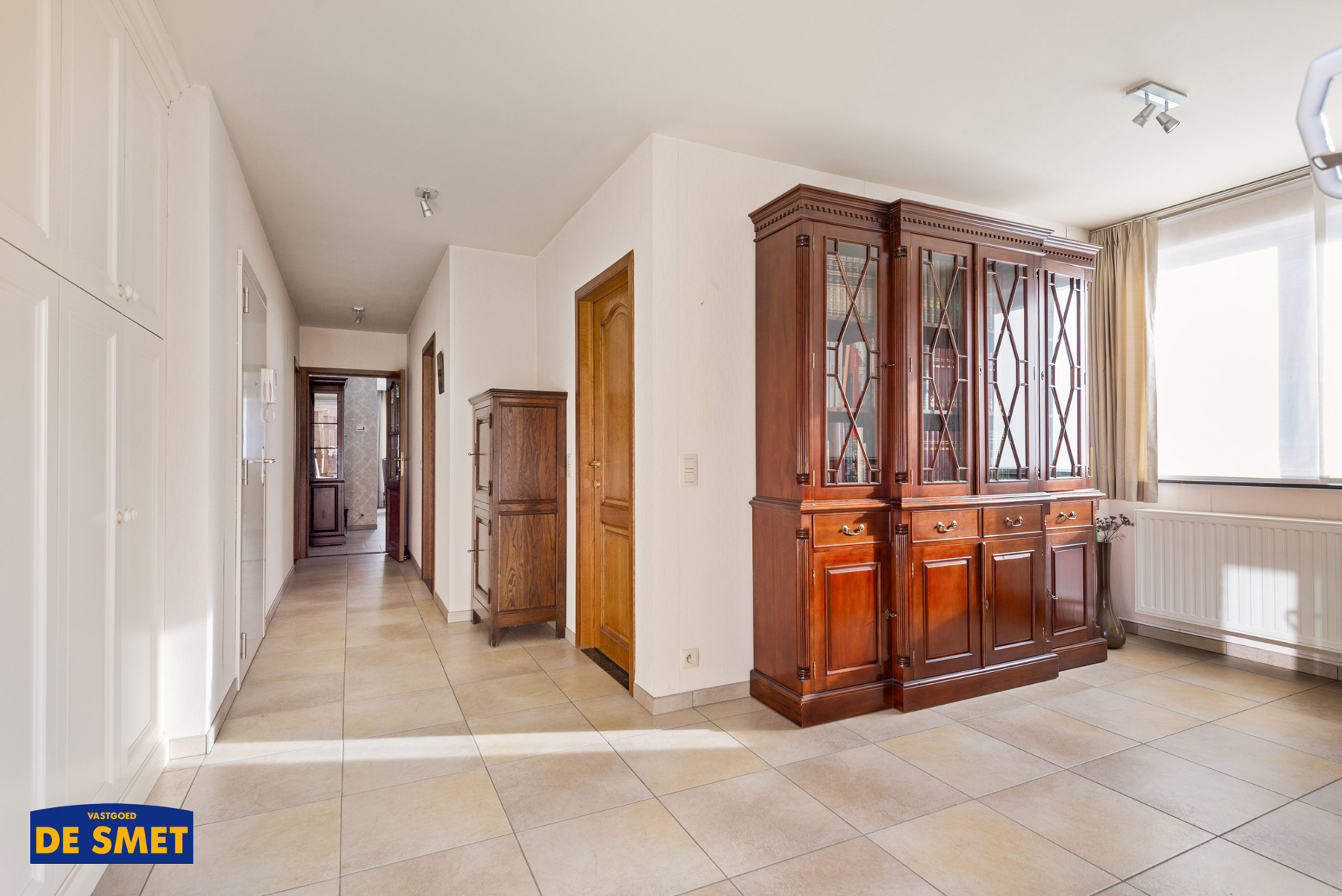 Centraal gelegen hoekappartement met lift en ruim terras - foto 2