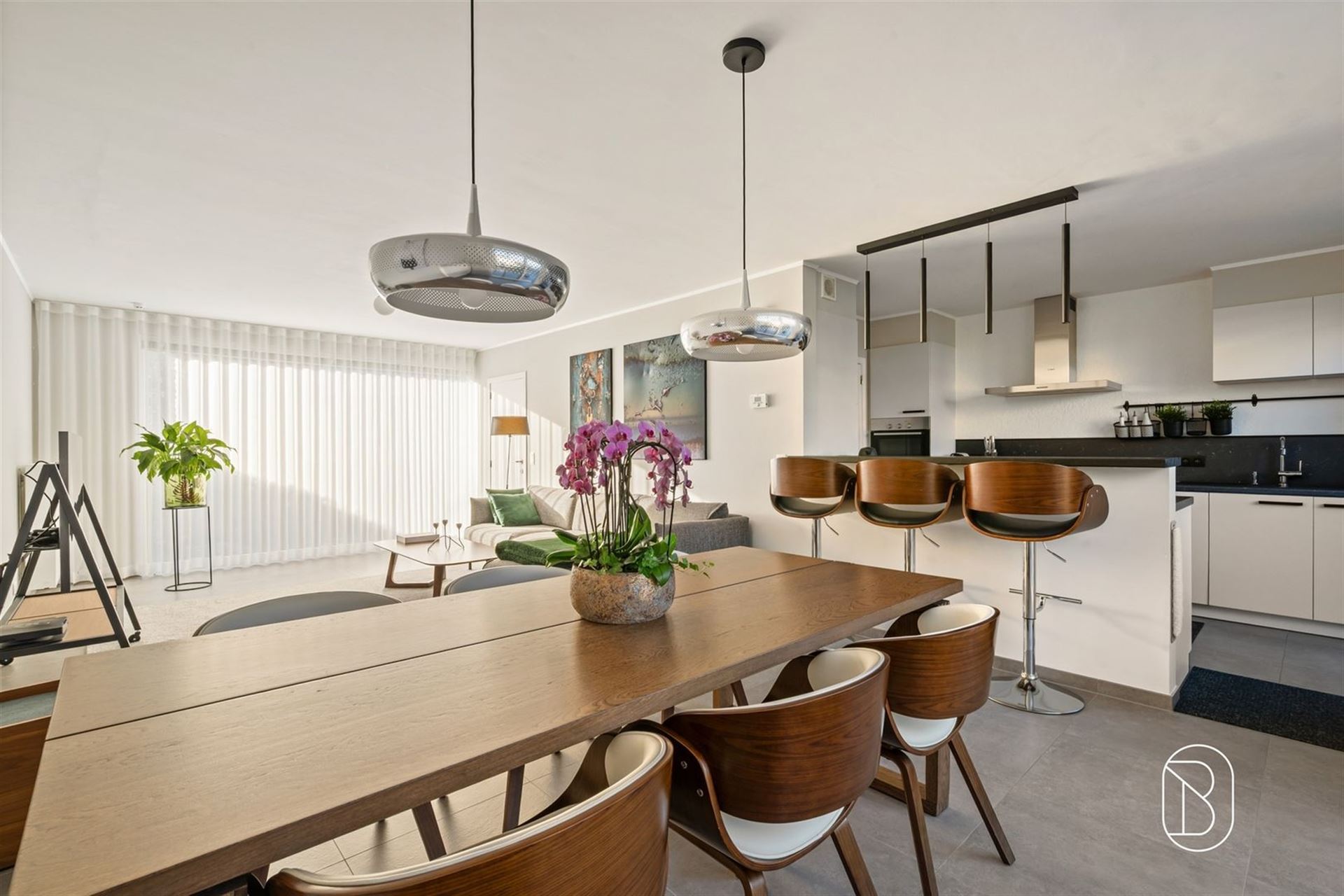 Recente en energiezuinige woning met 3 slk en garagebox - foto 4