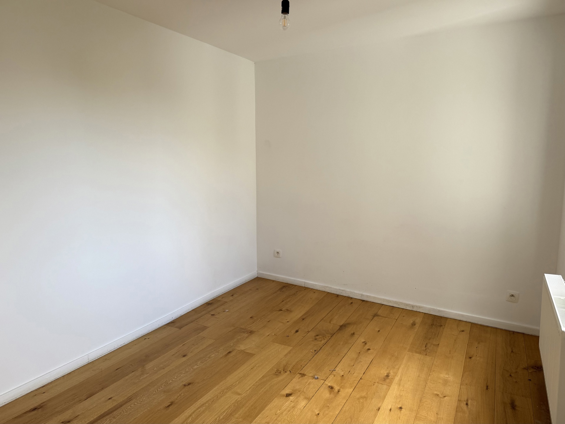 Modern 1-slaapkamerappartement van 72 m² met terras - foto 5