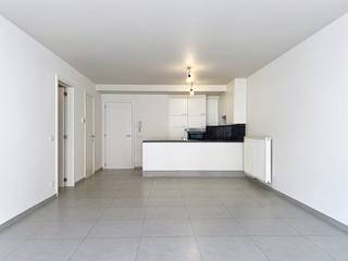 Le moyen le plus rapide pour visiter cet appartement ? Demandez votre visite via le bouton rouge de notre site Web (www.dewaele.com) et vous...