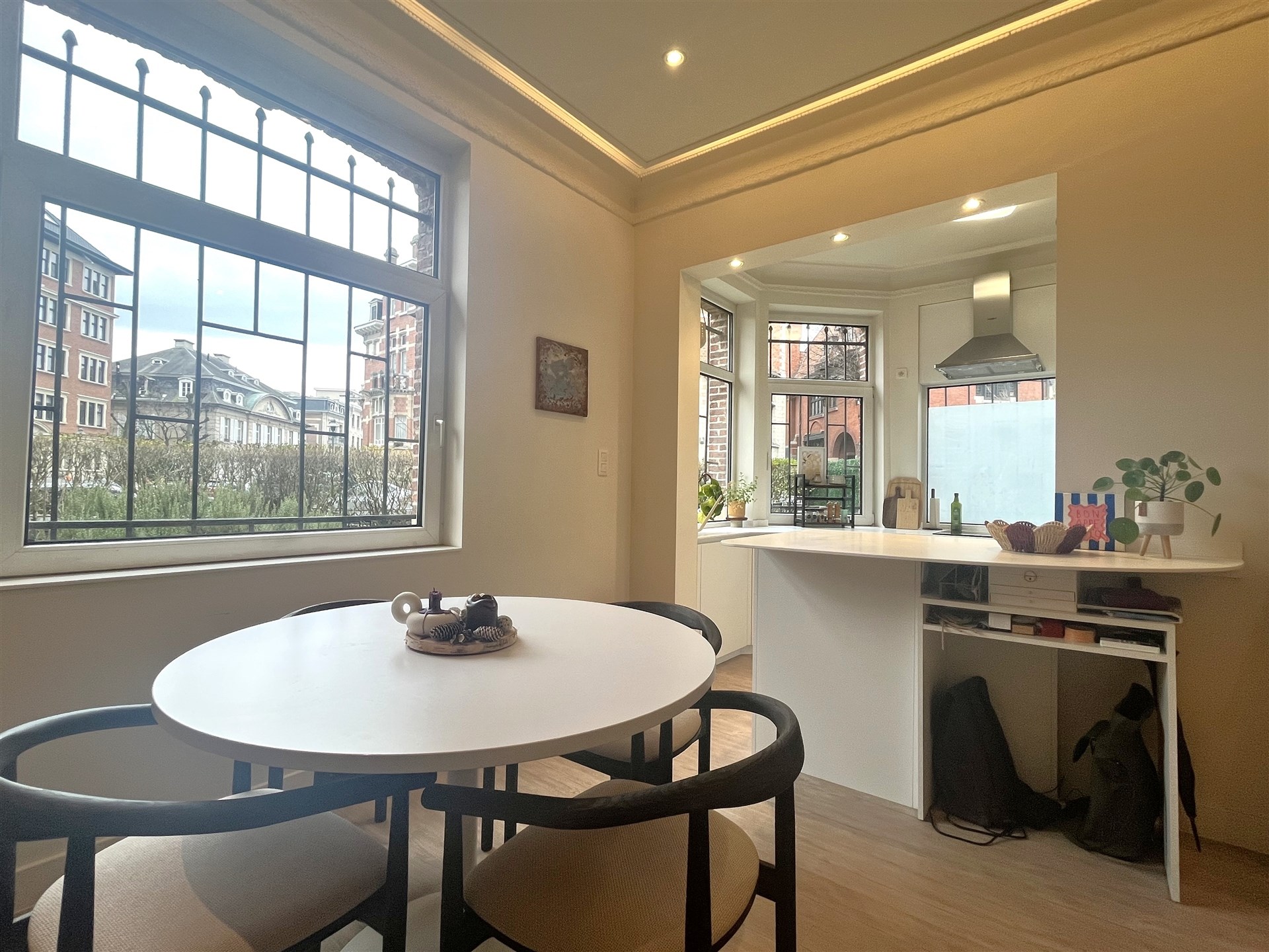 Prachtig appartement met 1 slaapkamer én tuin! - foto 2