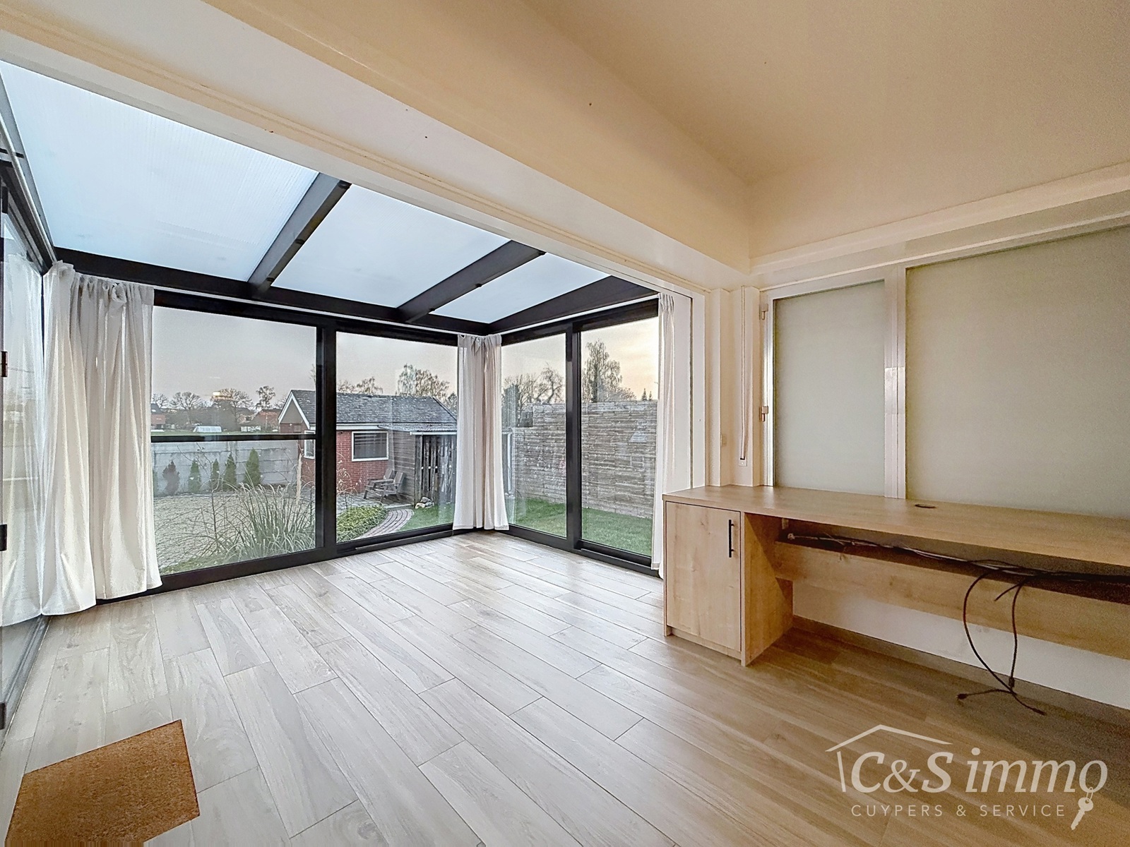 Instapklare woning met aangelegde tuin - foto 3