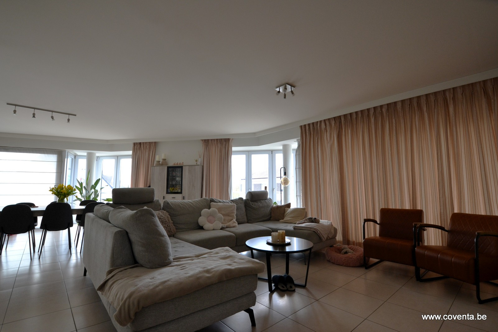 Apartment for rent in Oostrozebeke with 3 bedrooms - photo 2