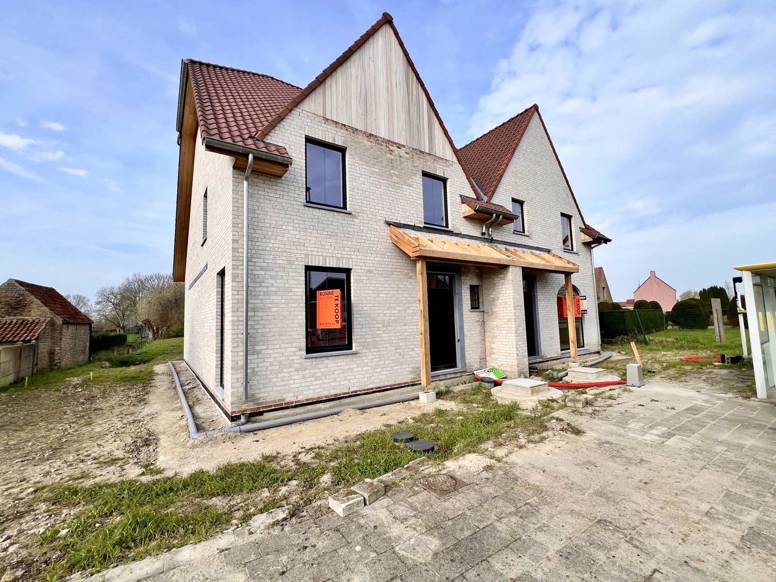 Nieuwbouw koppelvilla met zongerichte tuin - foto 3
