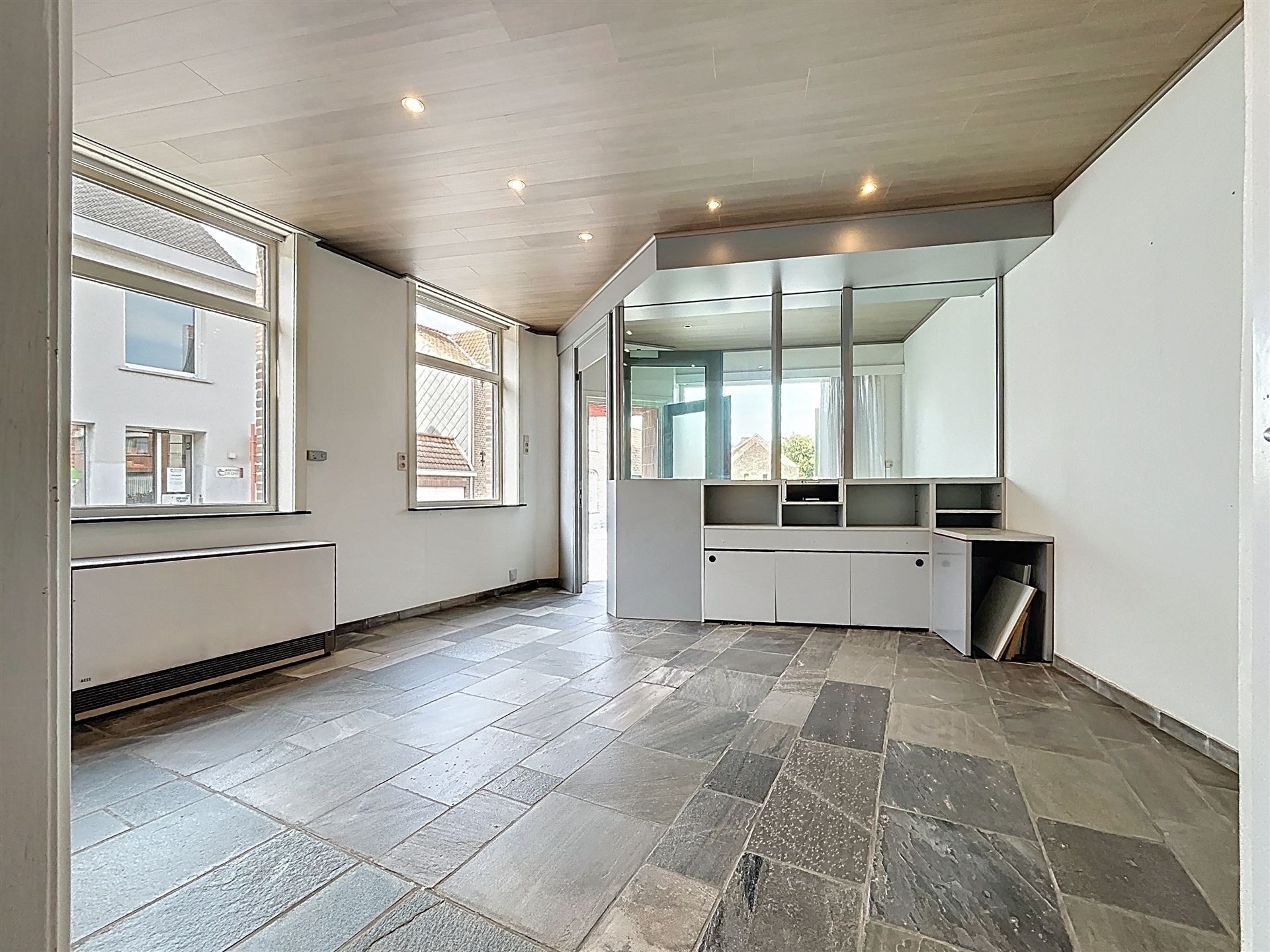 Hoekwoning/handelspand met woonst - foto 4