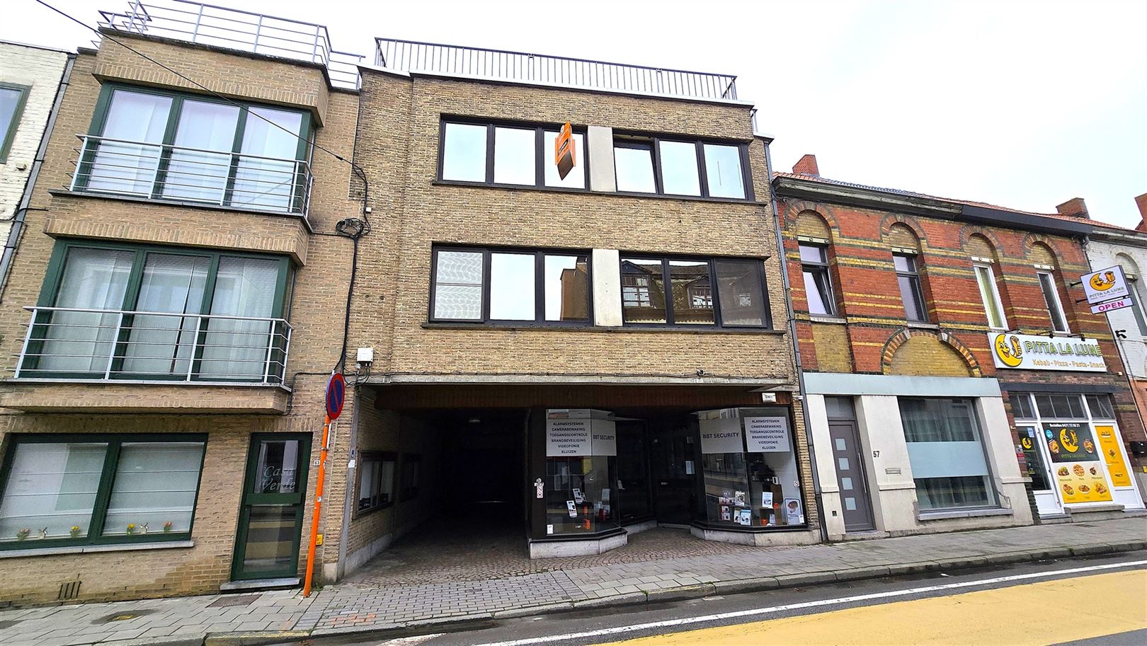 Vernieuwd 2-slpkapp. met terras - foto 1