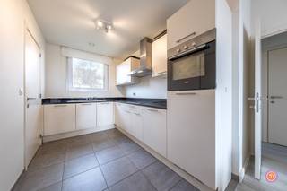 Gelegen op een centrale en vlot bereikbare locatie in Wilrijk, bevindt dit instapklare appartement zich. De aangename buurt combineert het beste...