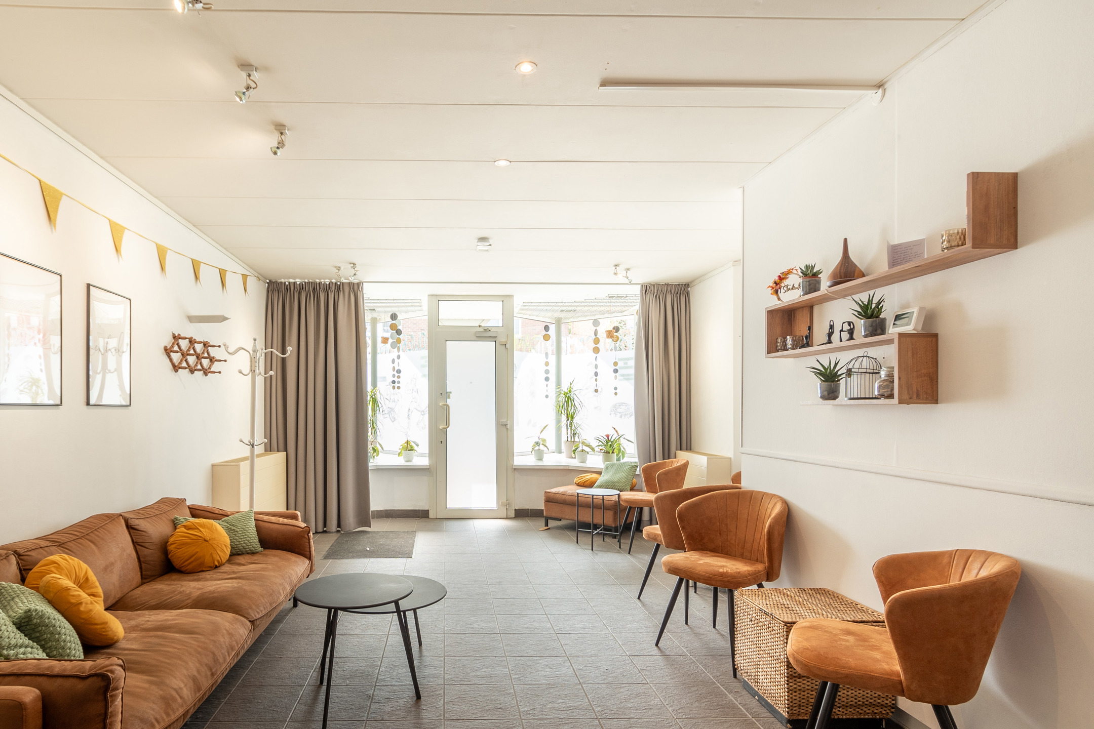 Polyvalente handelsruimte / kantoorruimte - foto 4