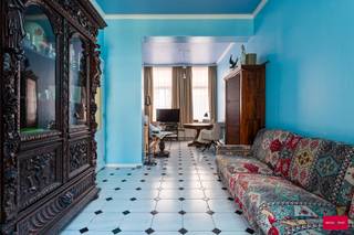 Karaktervol en uitzonderlijk ruim herenhuisOp zoek naar een ruime gezinswoning met authentieke charme? Dit prachtige herenhuis met statige,...