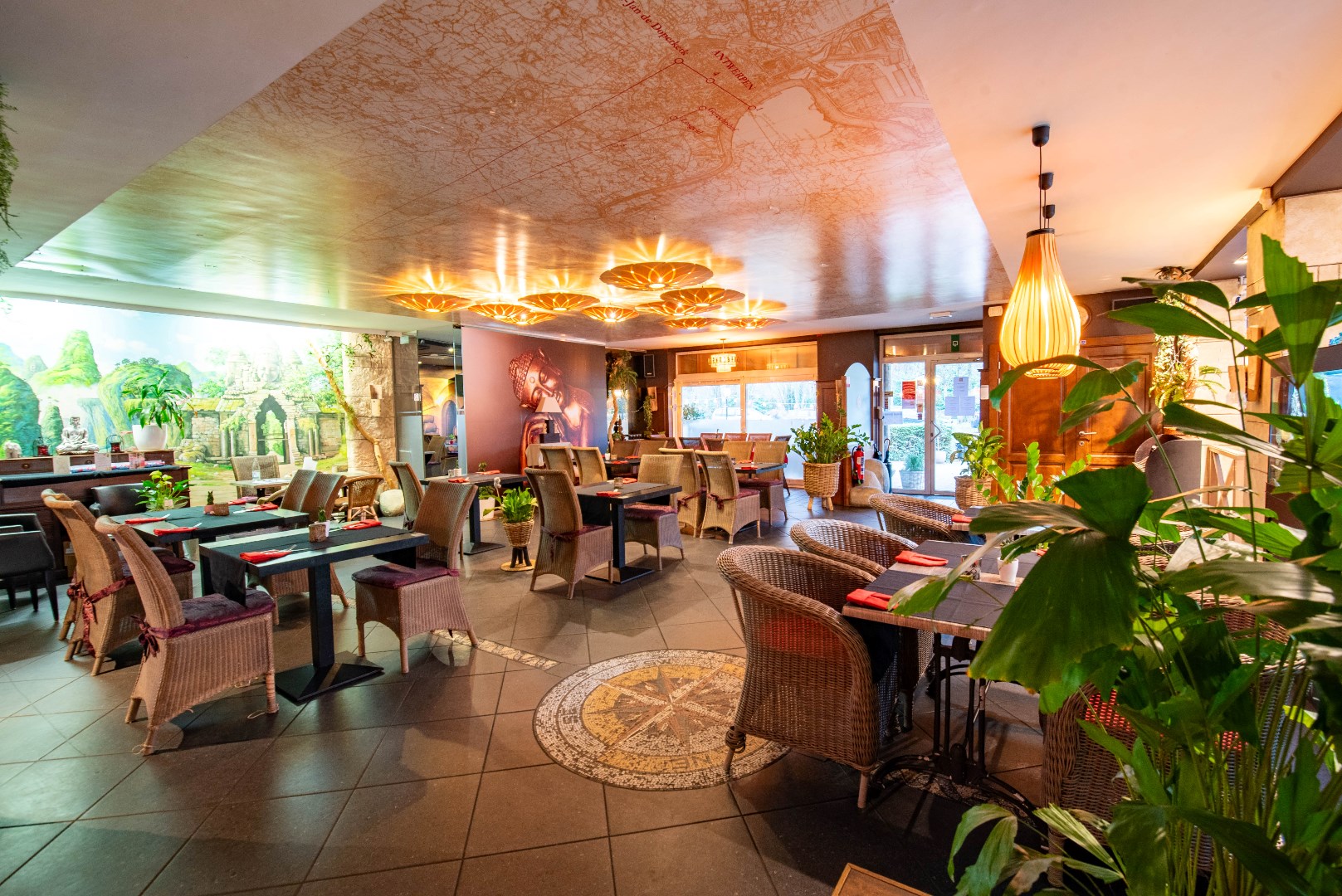 Handelsgelijkvloers met ruim terras - foto 3