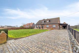 DISCOVERY DAY: Zat. 21/02 van 10u - 12u!Kom als eerste deze woning ontdekken! Opgelet, enkel op afspraak!www.raaptorfstraat84b.beIn de...