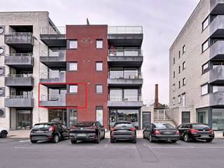 Rez-de-chausséeHall d'entréeCuisine équipéeDébarrasWCLivingChambre à coucherChambre à coucherTerrasseGarage ...