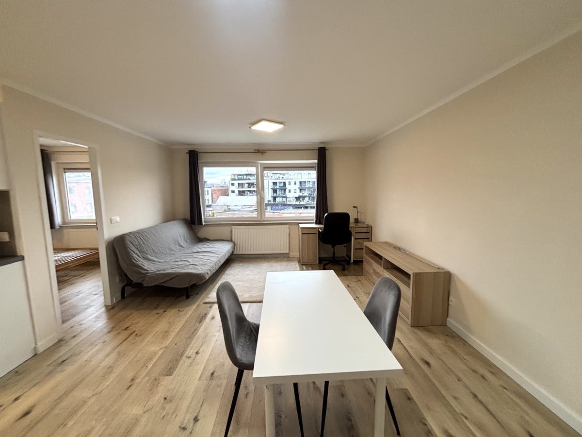 Lichtrijk appartement te huur in Hasselt - foto 2