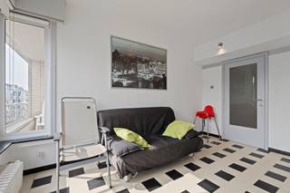 Te koop: gezellig appartement in Koksijde, op korte afstand van de zeedijk en het strand. Dit zongerichte appartement bevindt zich in de Gaston...