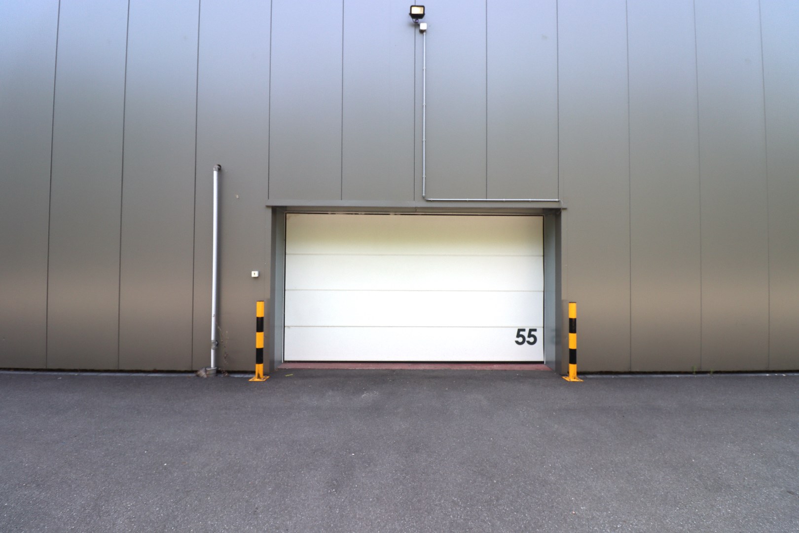 Opslagruimte (unit 55) te huur nabij het centrum van Kruibeke - foto 2