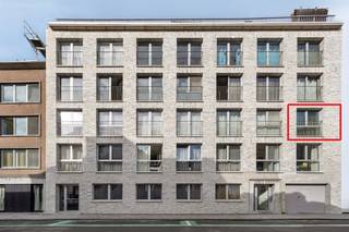 Ontdek deze ruime studio gelegen in de bruisende Tiensestraat, een locatie die niet alleen bekend staat om zijn levendige sfeer maar ook om...