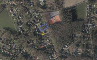 Dennenlaan te Zoersel, tussen de huisnummer 33 en 43 - mooi bebost perceel bouwgrond in woonparkgebied met een grondoppervlakte van 2.179 m2 en...