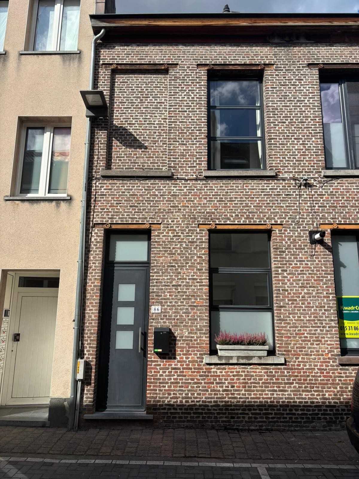 Huis te koop in Mechelen met 3 slaapkamers - foto 1