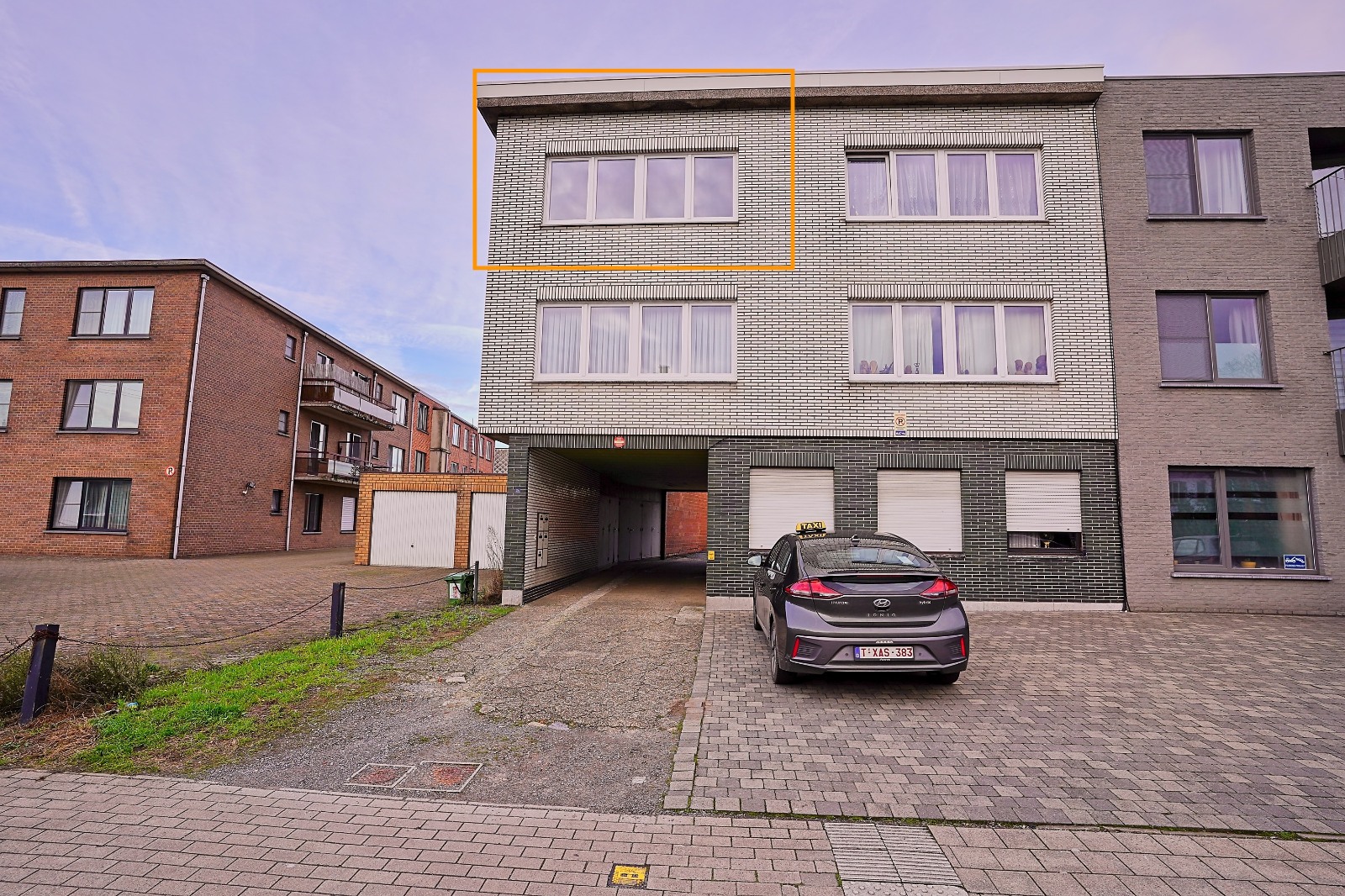 Apartment for rent in Sint-Niklaas with 2 bedrooms - photo 1