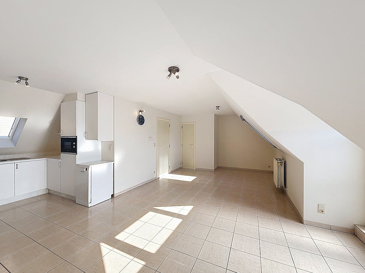 1 bedroom apartment in the center of Ypres - photo 2