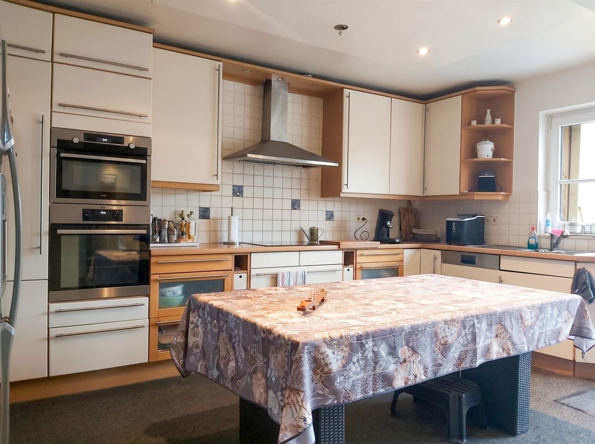 Wonen én werken op een toplocatie – praktijkruimte met ruime duplexwoning met 4 slaapkamers op een perceel van 4a23ca! - foto 4