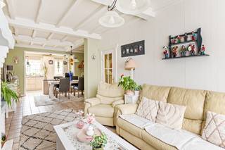 Interesse in deze gezellige woning met een tuin en een prachtig uitzicht?Bekijk de virtuele toer en maak via Livitas.be ONLINE je afspraak.Tegen...